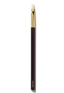 Lip brush